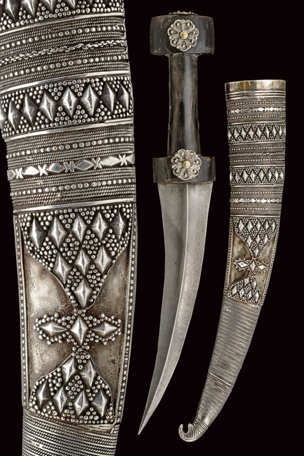 A silver mounted kandshar