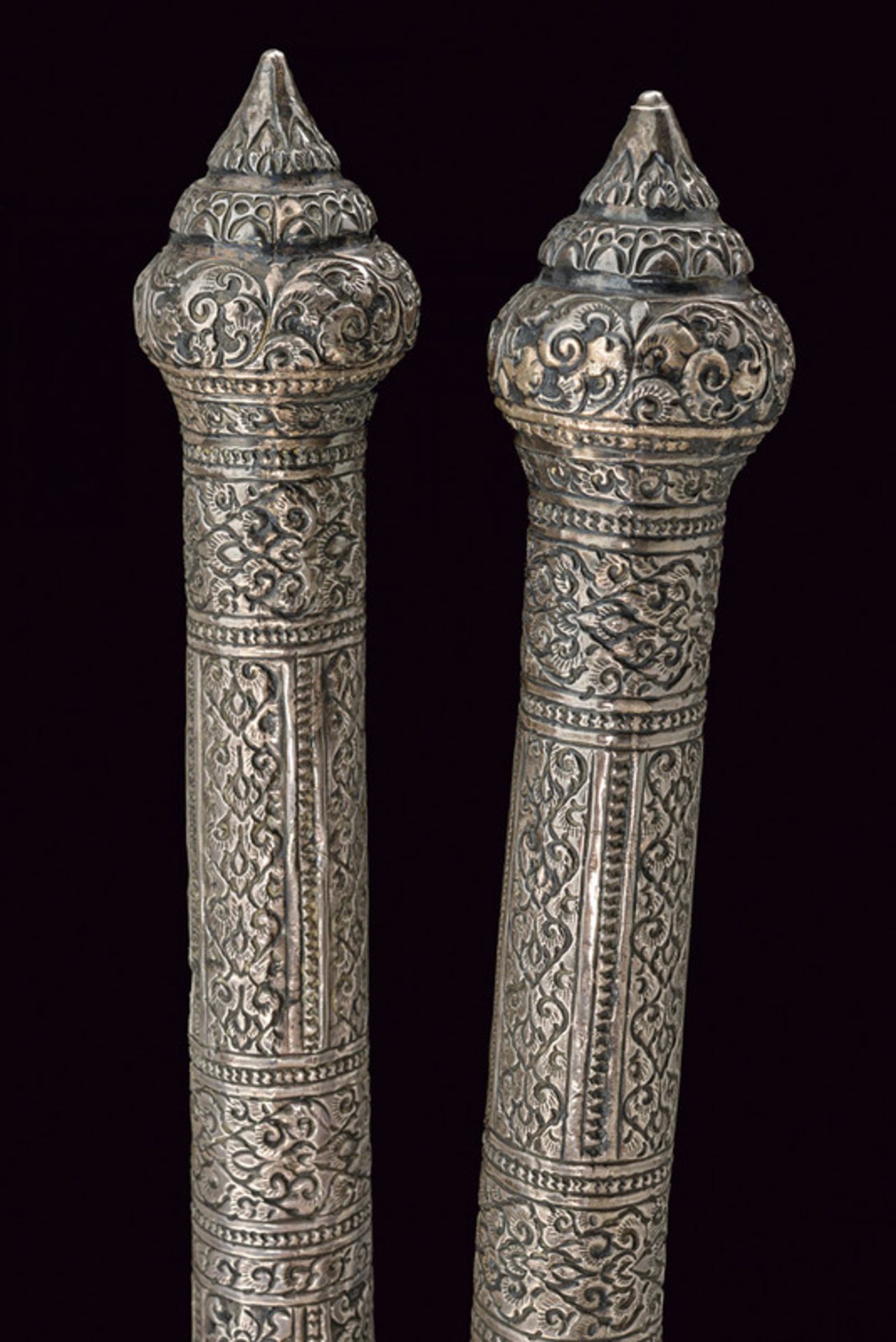 A pair of silver mounted Dha - Image 2 of 7