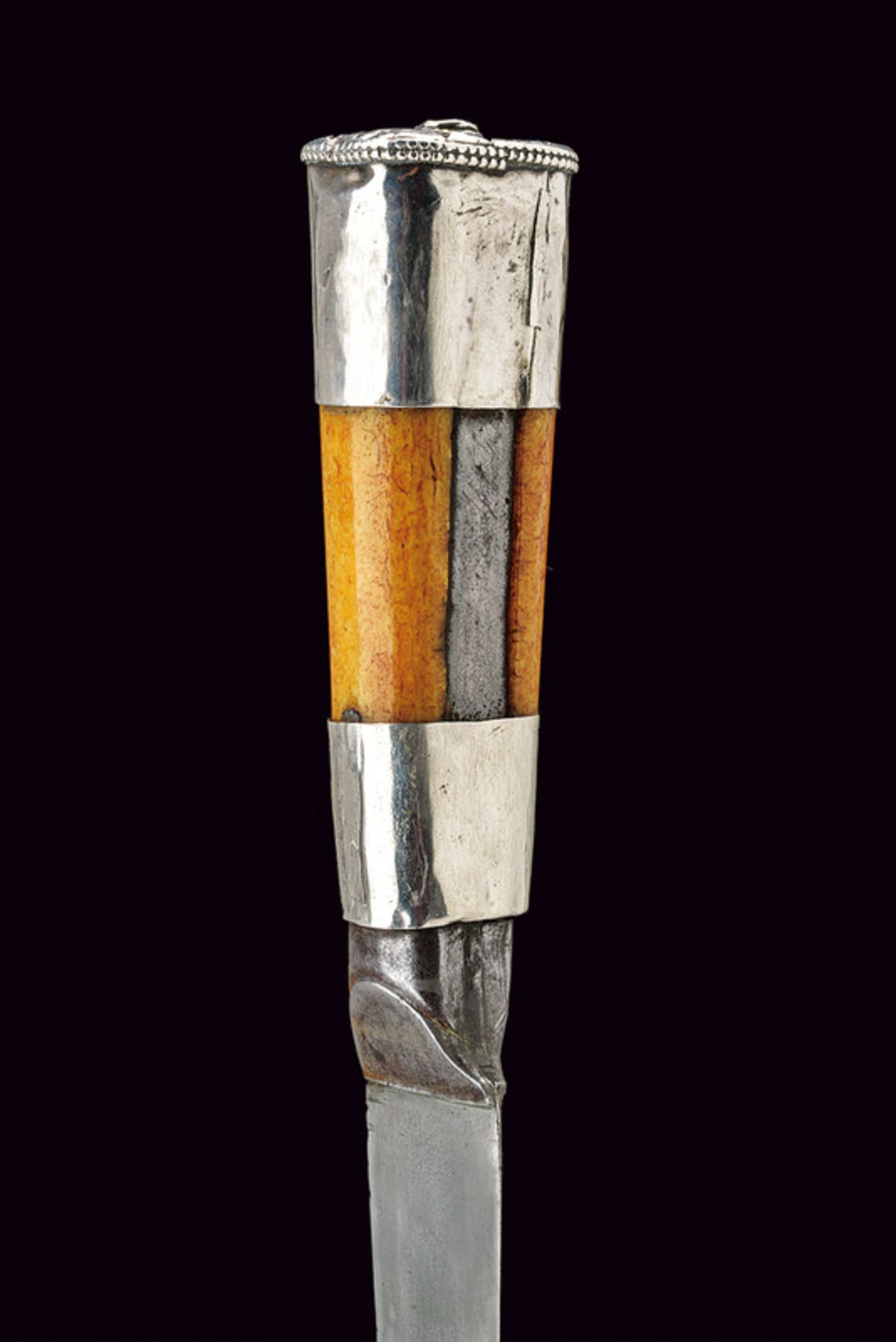 A kard (dagger) - Image 3 of 7