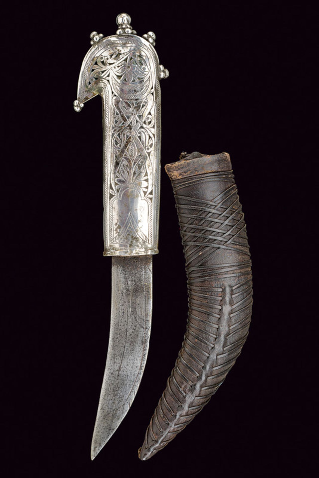 An interesting knife (dagger)
