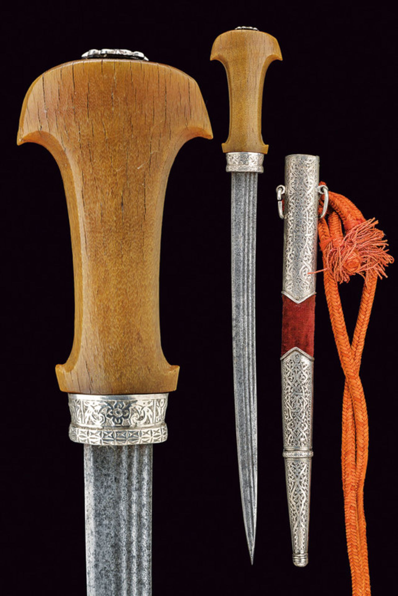 A fine silver mounted koummiya dagger