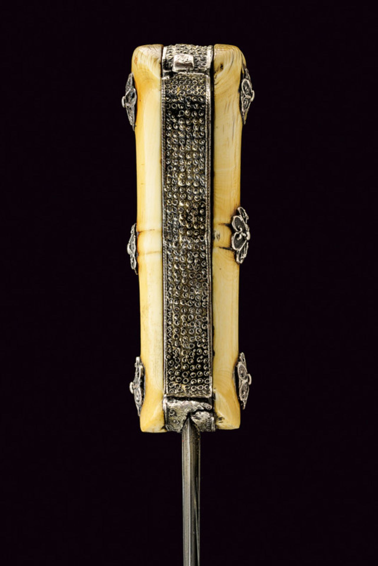 A nice dagger dating: first quarter of the 19th Century provenance: Ottoman Empire Straight, - Image 3 of 6