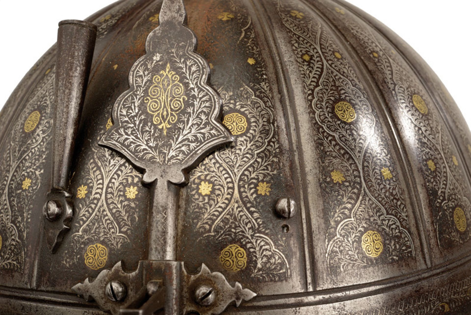 A Khula-khud and sipar dating: 19th Century provenance: Indopersia Helmet with hemispherical, - Image 2 of 3