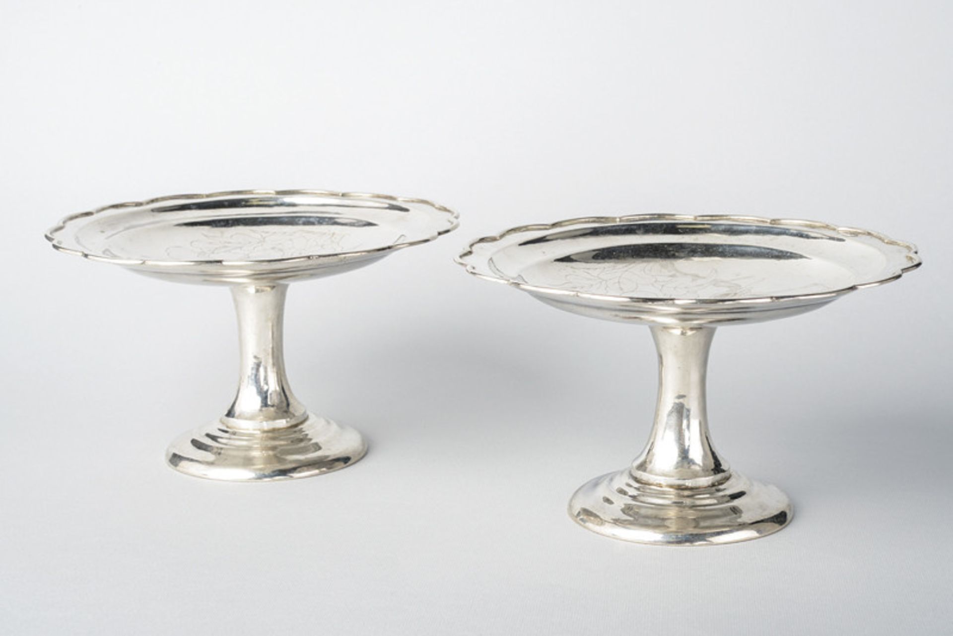 A fine pair of silver high footed bowls dating: 19th Century provenance: China On a wide base, the - Image 5 of 7