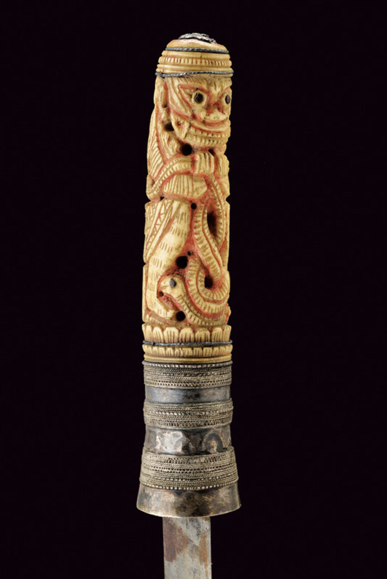 A dha (knife), dating: late 19th Century, provenance: Burma, dating: late 19th Century, - Image 2 of 3