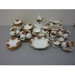 Comprehensive Royal Albert 'Old Country Roses' dinner, tea and coffee service - eight place settings