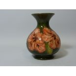 Moorcroft Hibiscus pattern vase H13cm