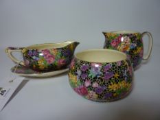 1930s Royal Winton 'Hazel' sauce boat, sugar bowl and creamer Condition Report Creamer handle