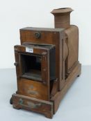 Victorian oak framed magic lantern projector bearing plaque 'The Weydale Enlarger',