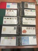 Comprehensive collection GB First Day Covers 1971-1994 in 5 albums and a further collection of