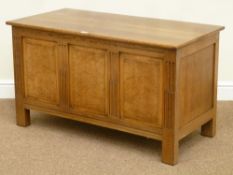 20th century oak blanket box fitted with three figured elm panels and hinged top, W106cm, H61cm,