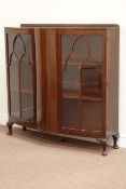 20th century display cabinet enclosed by two glazed doors, W112cm, H111cm,