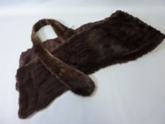 Vintage clothing/accessories - mink stole and collar (2)