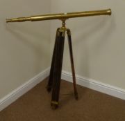 20th century brass telescope on wooden tripod H138cm (overall)