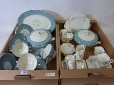 Simpson (Potters) Ltd 'Chinastyle' dinner service and an early 20th century square tea service Rd.