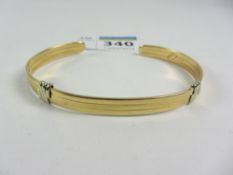 Italian gold bangle assay marks 196 Roma stamped 750 approx 18gm