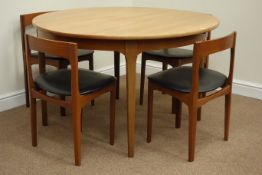 Nathan teak circular extending dining table (D122cm),