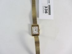 Seiko 9ct gold quartz bracelet wristwatch approx 26.