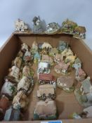 Collection of Lilliput Lane cottages in one box