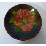 Moorcroft 'Dahlia' pattern footed bowl D16cm Condition Report <a href='//www.