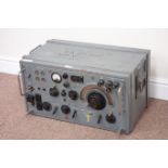 WW2 Military radio communications receiver Type R107/1/1 - approximate date 1942/3 W59CM