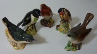 Beswick Whitethroat and four other Beswick birds (5) Condition Report <a