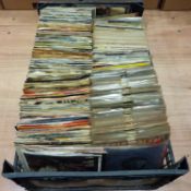 Vinyl - large collection of singles (mostly 1970's,