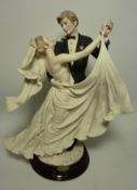 Giuseppe Armani Florence figure group 'True Love' H33cm (with original box) Condition