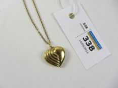 Heart shaped pendant necklace stamped 9ct approx 5.