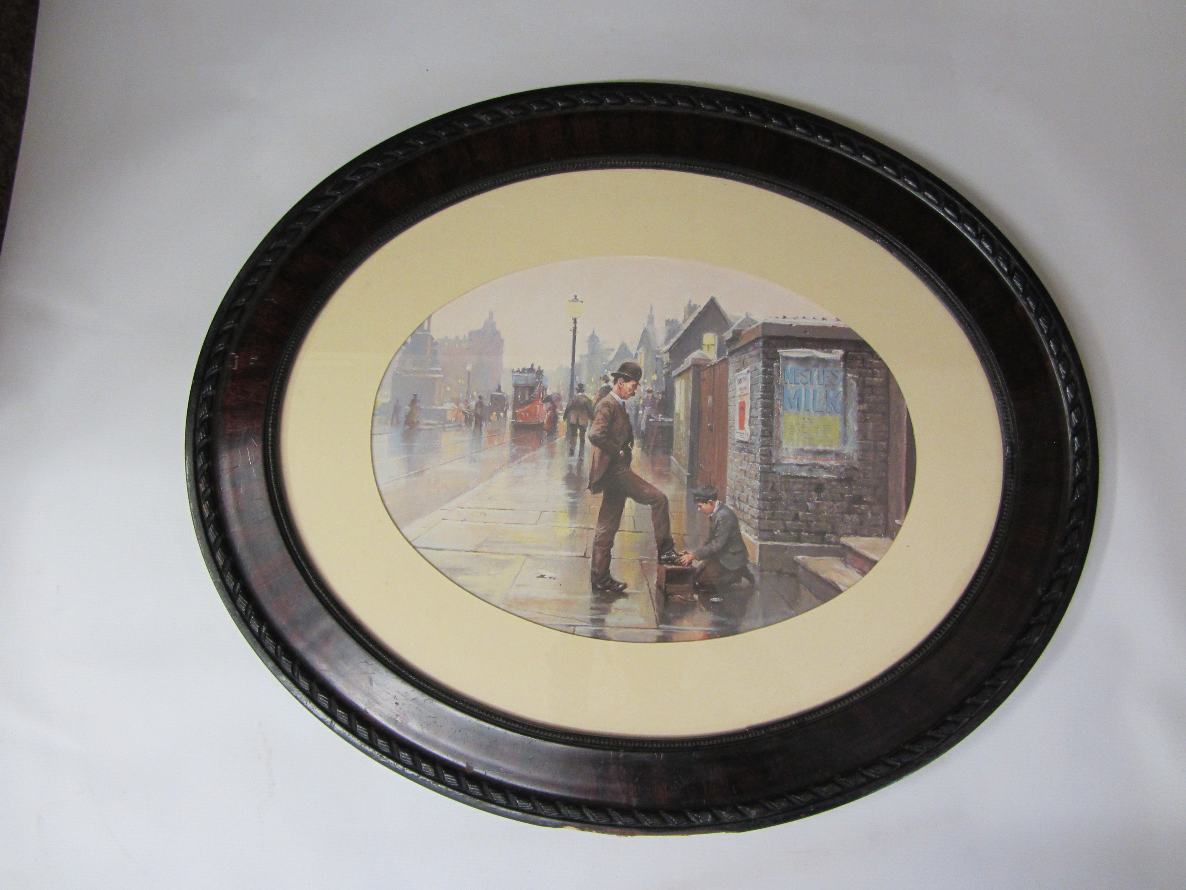 Set of three oval Edwardian city life prints in mahogany frames Condition Report - Image 3 of 3