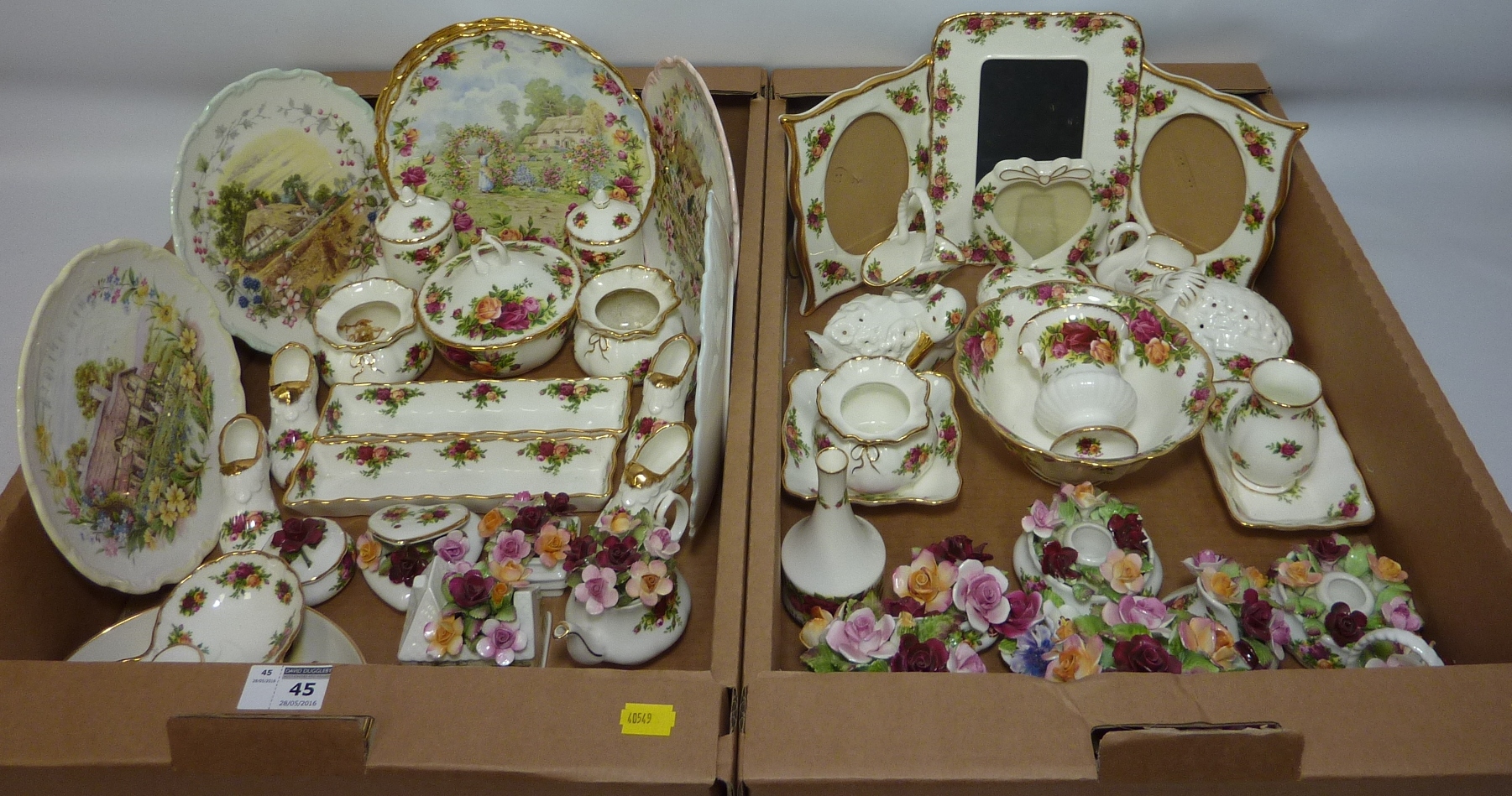 Royal Albert 'Old Country Roses' posy ornaments,