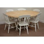 Circular pine extending dining table with leaf (D127cm -172cm (extended)),