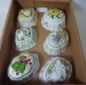 Six Franklin Mint 'Le Cordon Bleu' jelly moulds with decorative foliate design Condition