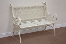 White finish wrought metal bench, W116cm Condition Report <a href='//www.