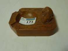 Yorkshire oak - ash tray by Robert 'Mouseman' Thompson of Kilburn Condition Report