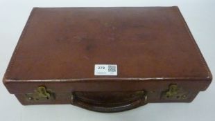 Small leather briefcase Condition Report <a href='//www.davidduggleby.