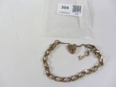 Gold curb chain bracelet hallmarked 9ct approx 11.