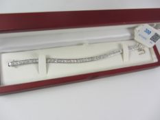 Cubic zirconia link bracelet stamped 925 Condition Report <a href='//www.