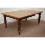 Edwardian walnut telescopic dining table with two leaves and winder, 121cm x 124cm - 179cm,