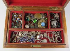 Victorian and later jewellery including silver hardstone fob, Scottish hardstone brooch,