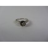 Single stone diamond white gold ring stamped 750 Condition Report <a