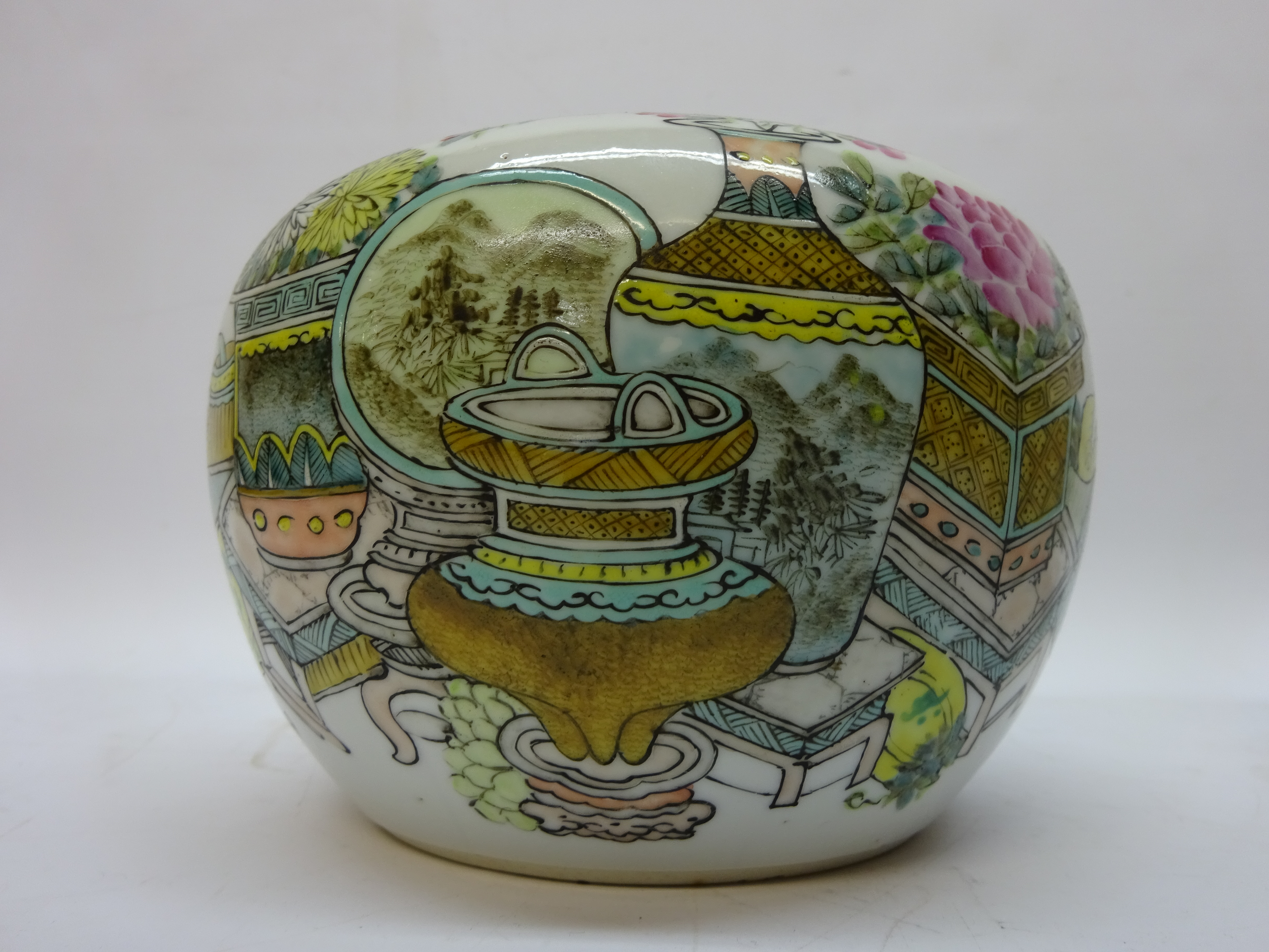 Chinese Republic period type lidded jar decorated with precious objects, - Image 6 of 9