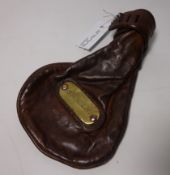Railway Interest - Early 20th century British Railways leather money pouch,
