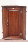 Georgian oak corner cupboard, single panelled door, dentil cornice detail, W66cm,
