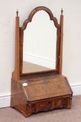 Early Georgian walnut toilet mirror, moulded shaped framed swing mirror,
