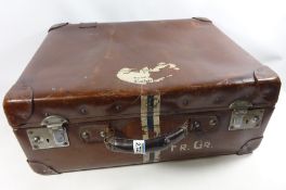 Vintage suitcase Condition Report <a href='//www.davidduggleby.