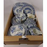 Yuan blue and white pottery in one box Condition Report <a href='//www.