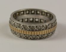 White and yellow gold dress ring hallmarked 9ct Condition Report <a