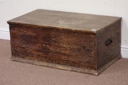 19th century scumbled pine blanket box, W93cm Condition Report <a href='//www.