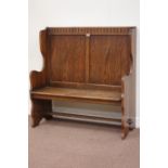 Medium oak panelled back hall bench/pew, W115cm Condition Report <a href='//www.